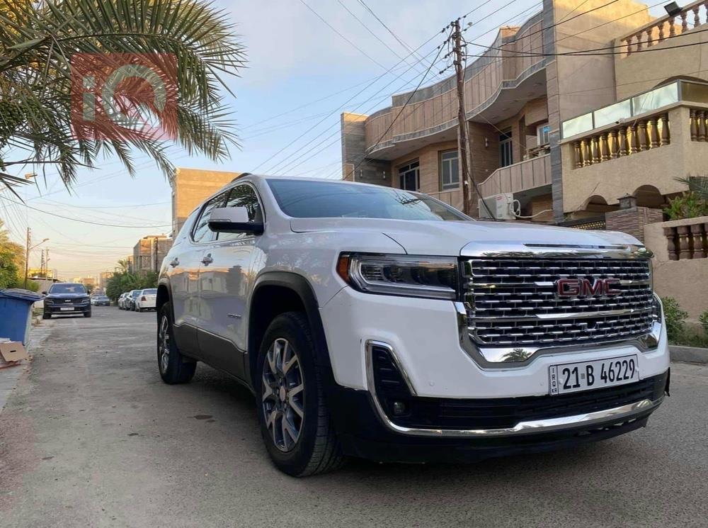 GMC Acadia